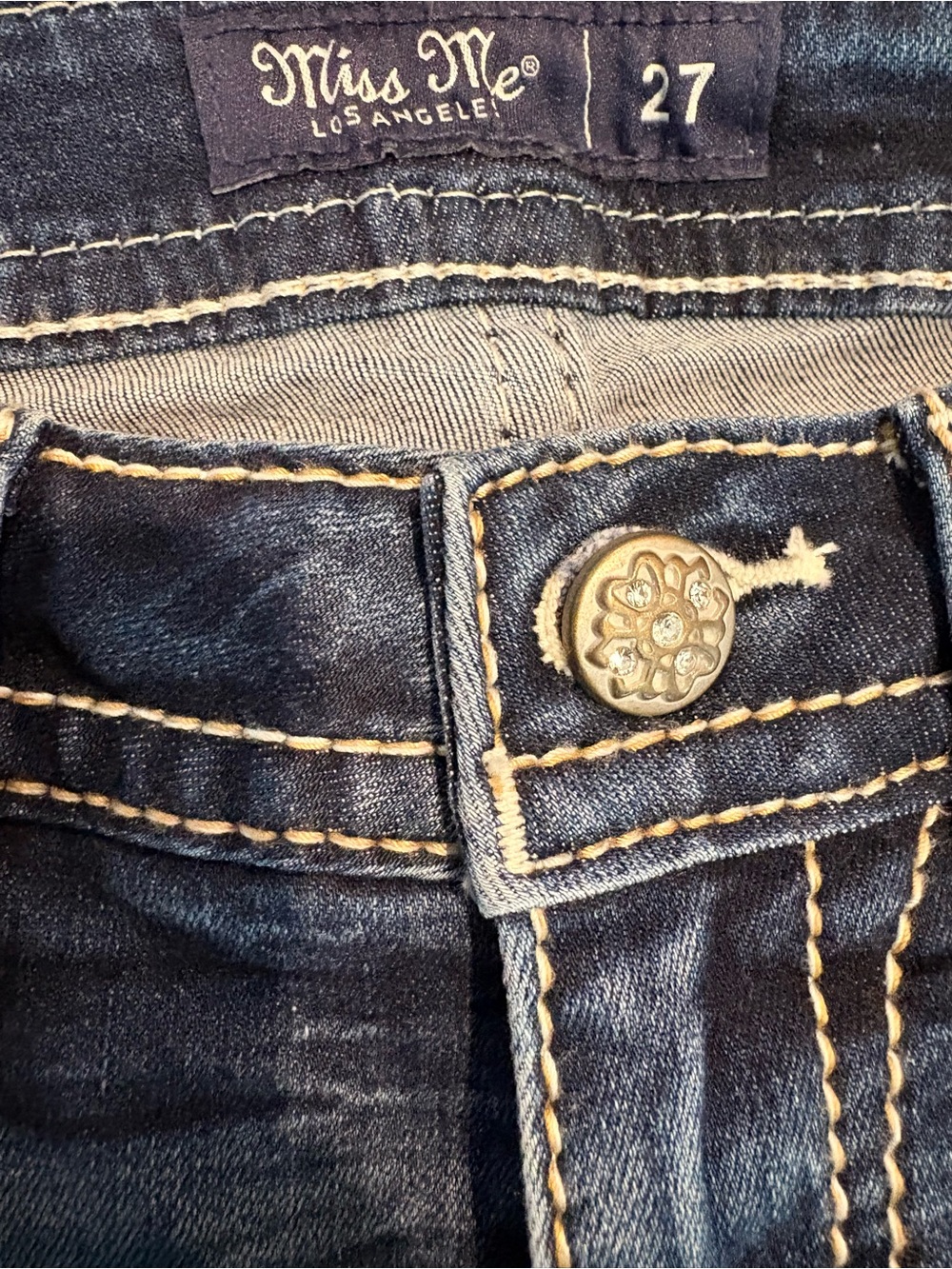 Miss Me Mid Rise Bootcut Jeans - Picture 4 of 5